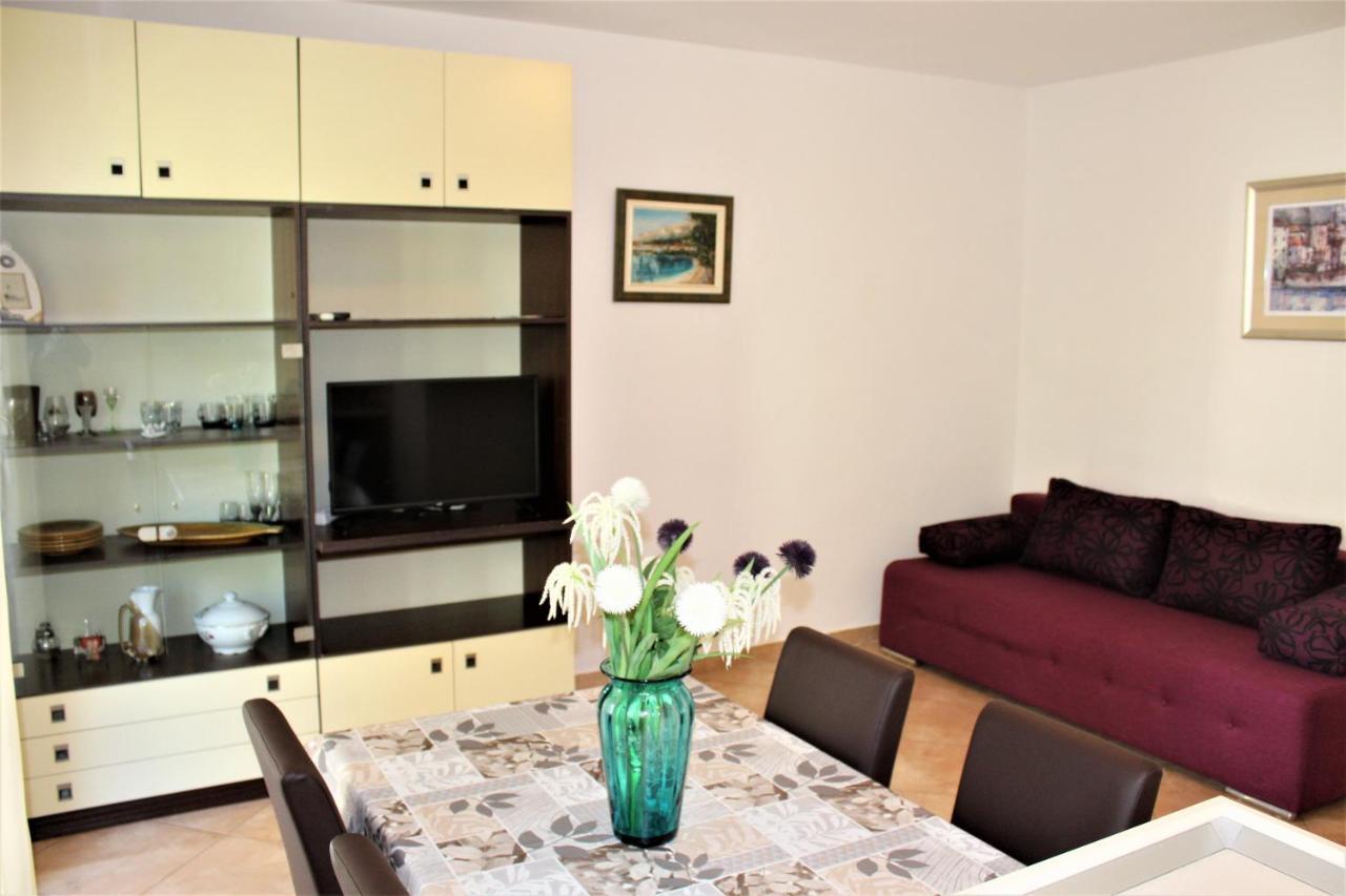 Apartments Raos Makarska Buitenkant foto