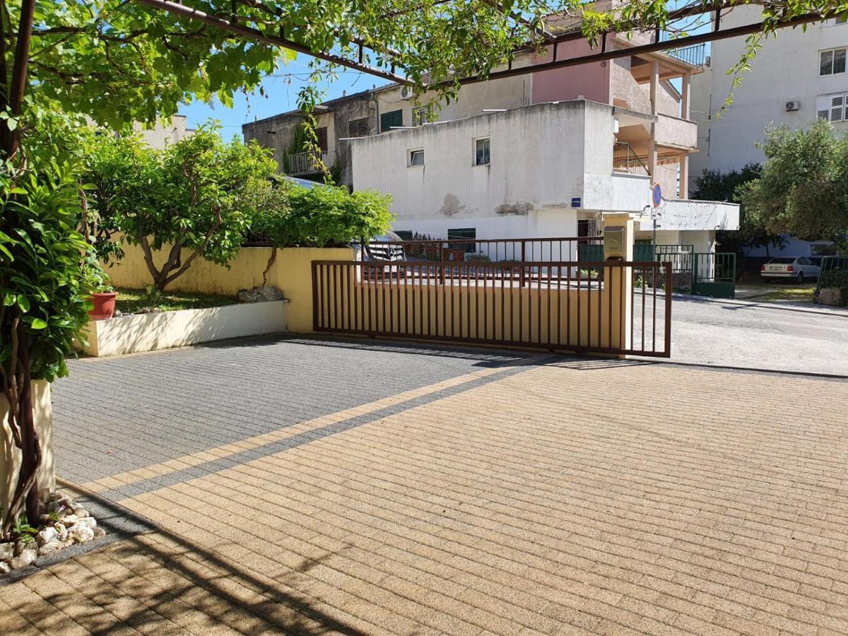 Apartments Raos Makarska Buitenkant foto